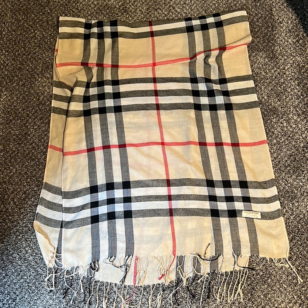 Plaid scarf